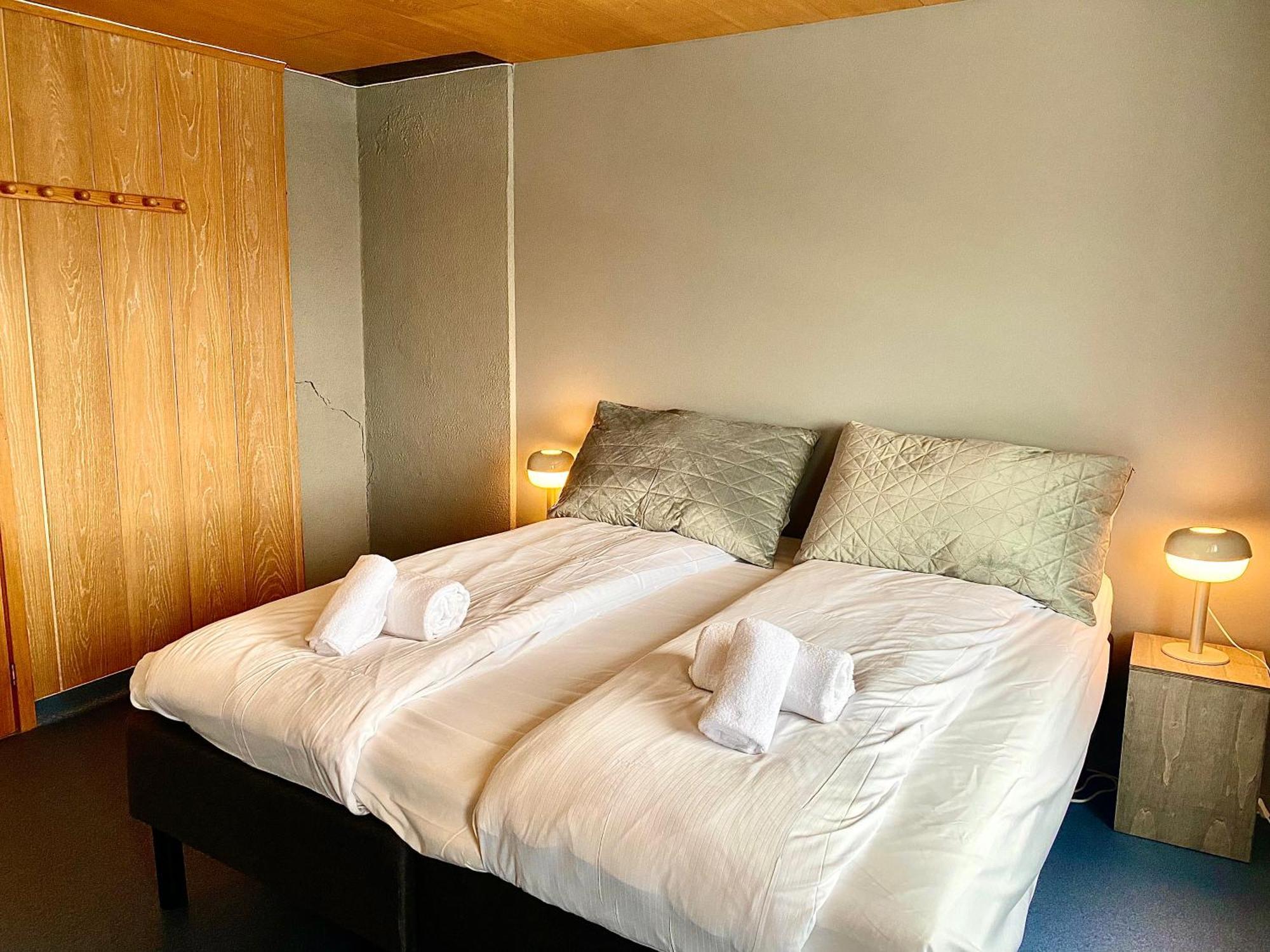 Notnes Midnattsol Guesthouse Skrova Ngoại thất bức ảnh